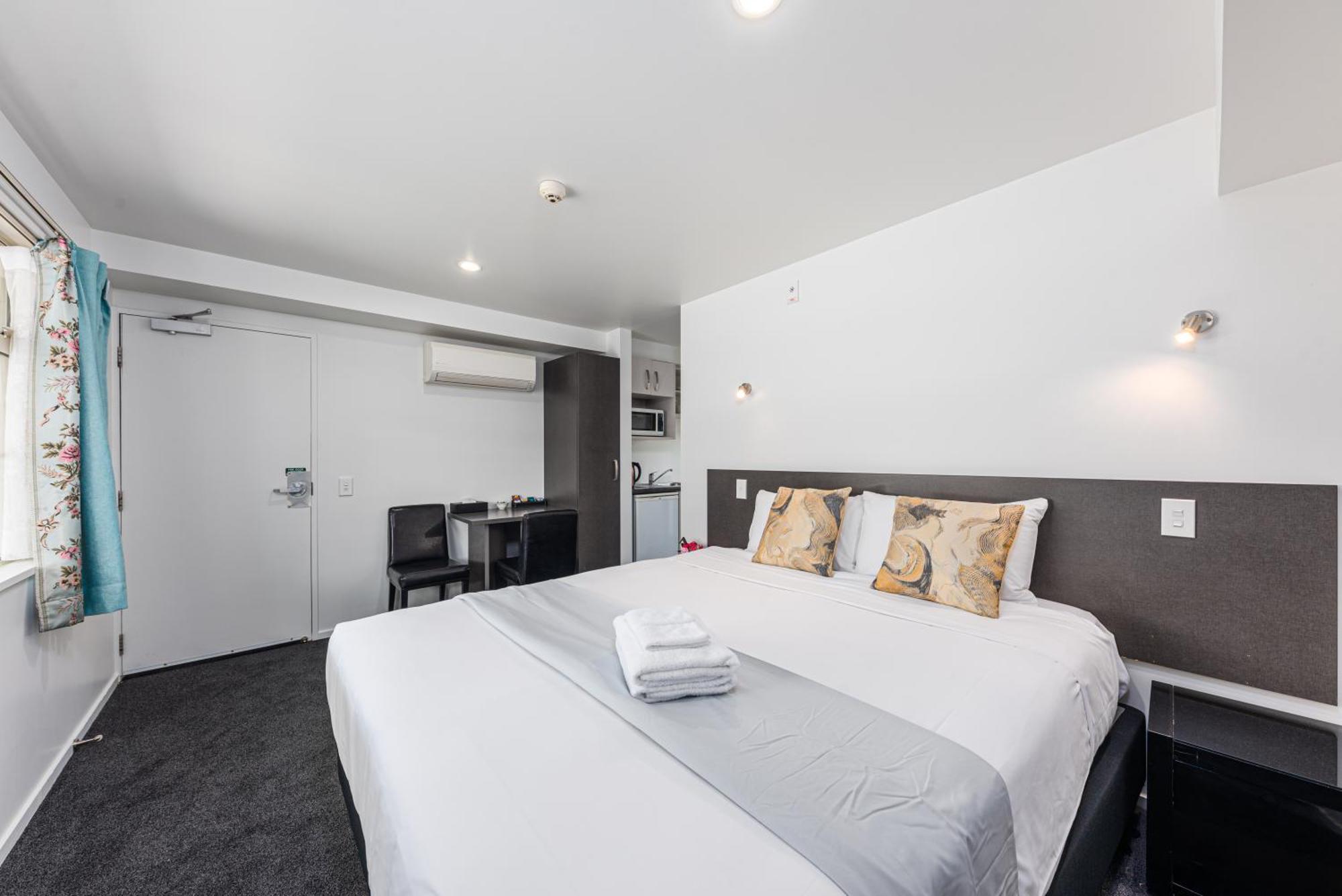 315 โมเทล ริกคาร์ตัน Motel ไครสต์เชิร์ช ภายนอก รูปภาพ
